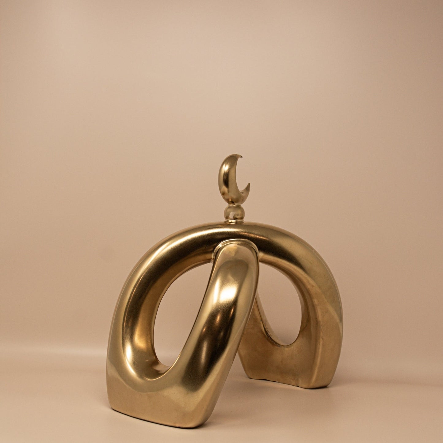 Crescent Knot Sculpture: Rustic Gold