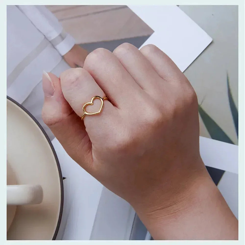 925 Sterling Silver Minimal Heart Band Ring