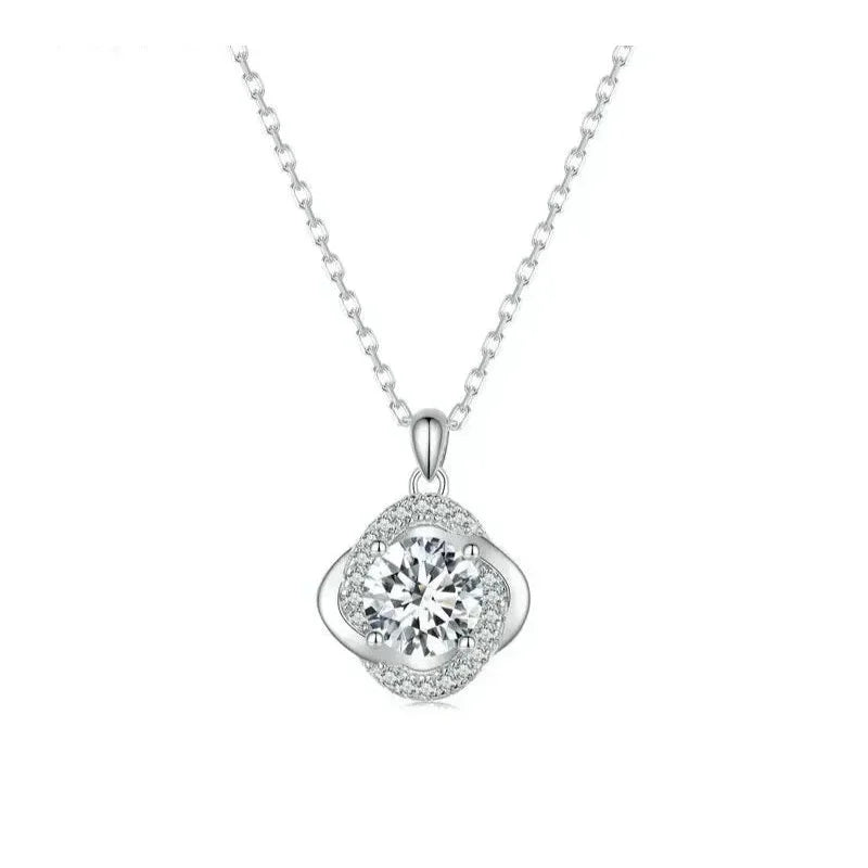 Lucky Clover 1ct Moissanite Sterling Silver Pendant Necklace