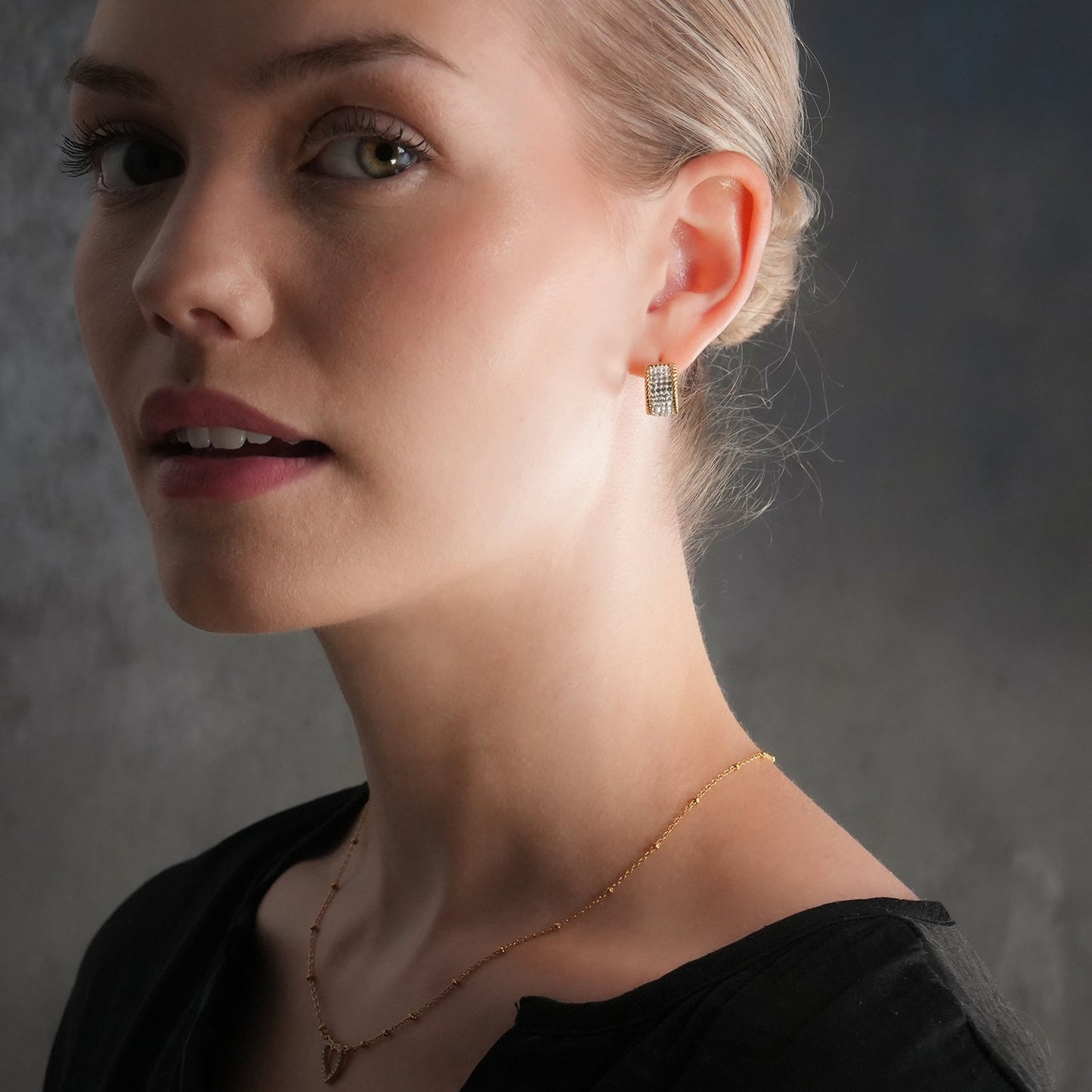 SHEERAN Gold: Quadruple-Row Pavé Zirconia (CZ) Hoop Stud Earrings with Ornate Border