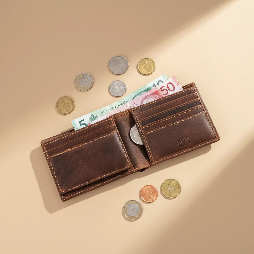 Greenwood Men's Leather Bifold Wallet. Premium RFID Protection Wallet with Flip Compartment