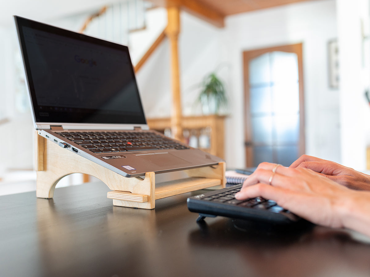 Support à ordinateur portable / Laptop Stand