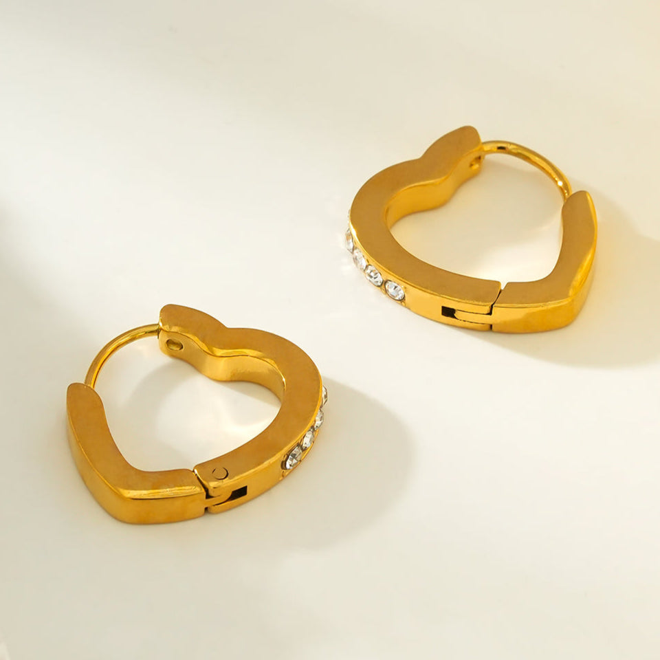 Style TENDER Gold: Heart Shaped Pavé Zirconia Embedded Mini Hoops