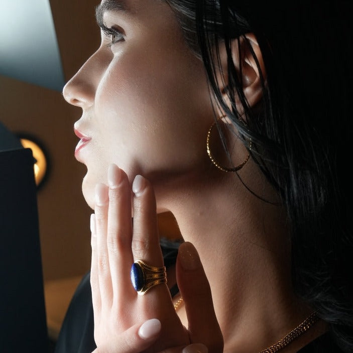 TIAMO: Vintage Inspired Ring with Triple Ornate Bands & a Lapis Lazuli Centre Piece