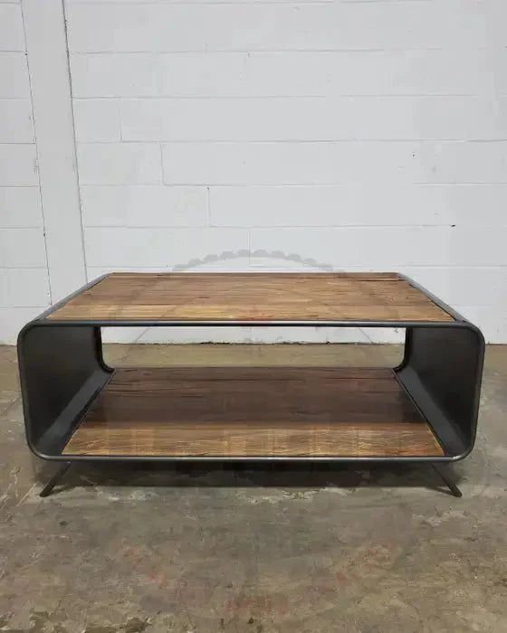 Table basse rétro bois recyclé et acier