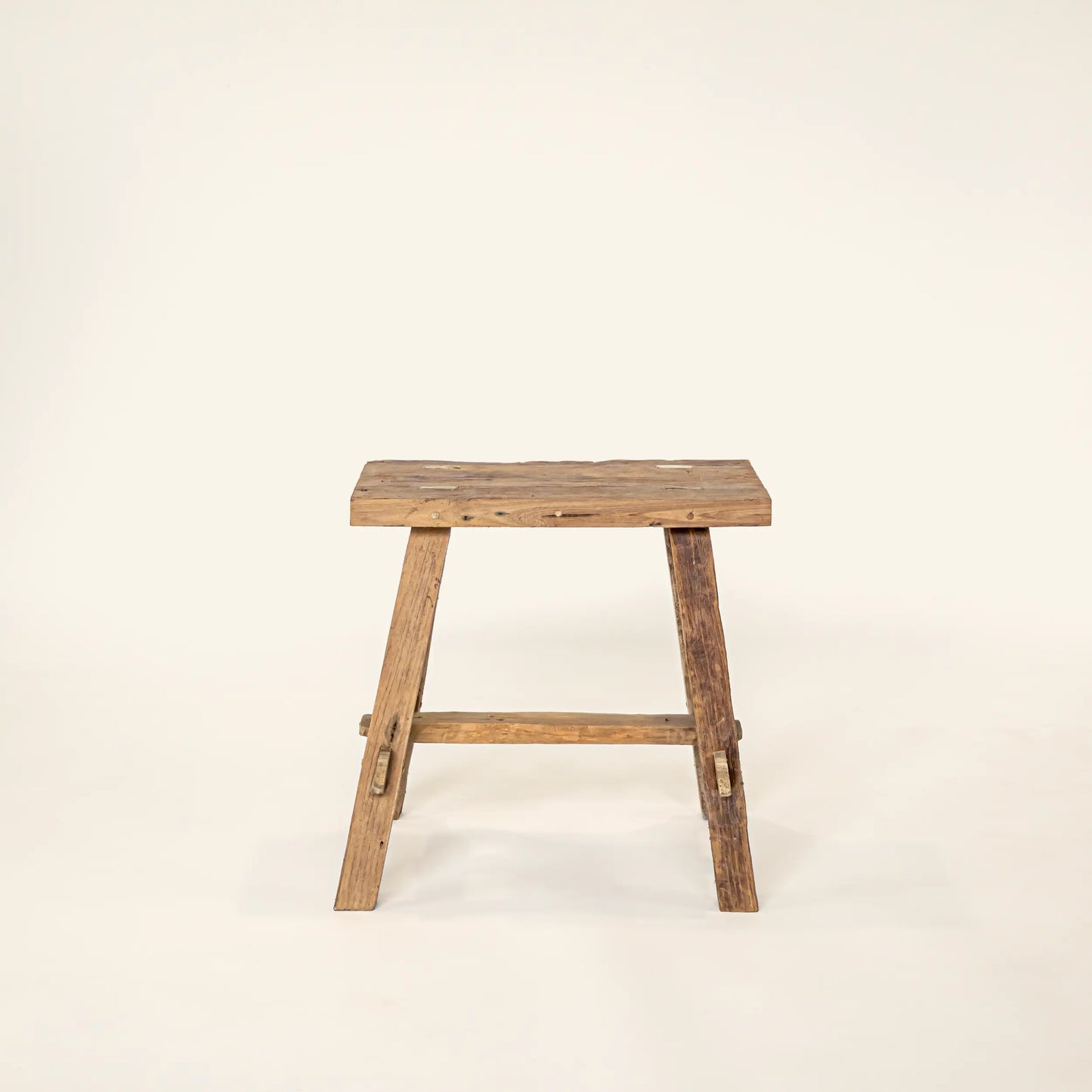 Tabouret vintage en teck