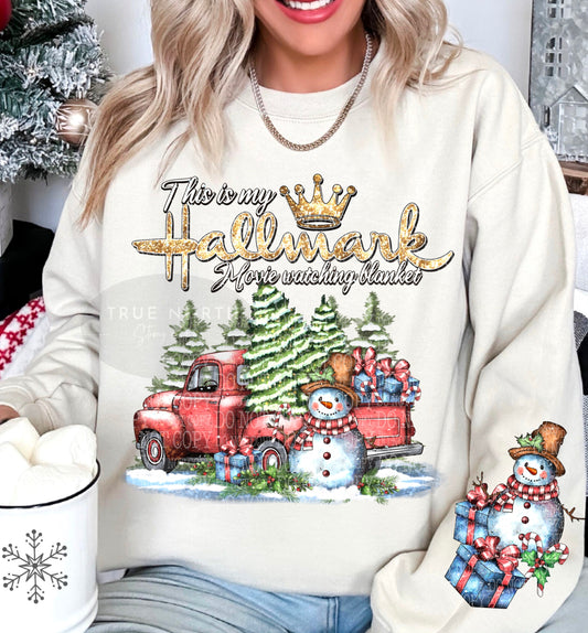 Sweatshirt or T-Shirt Christmas Vintage Hallmark Blanket Sleeves & Jumbo Print .