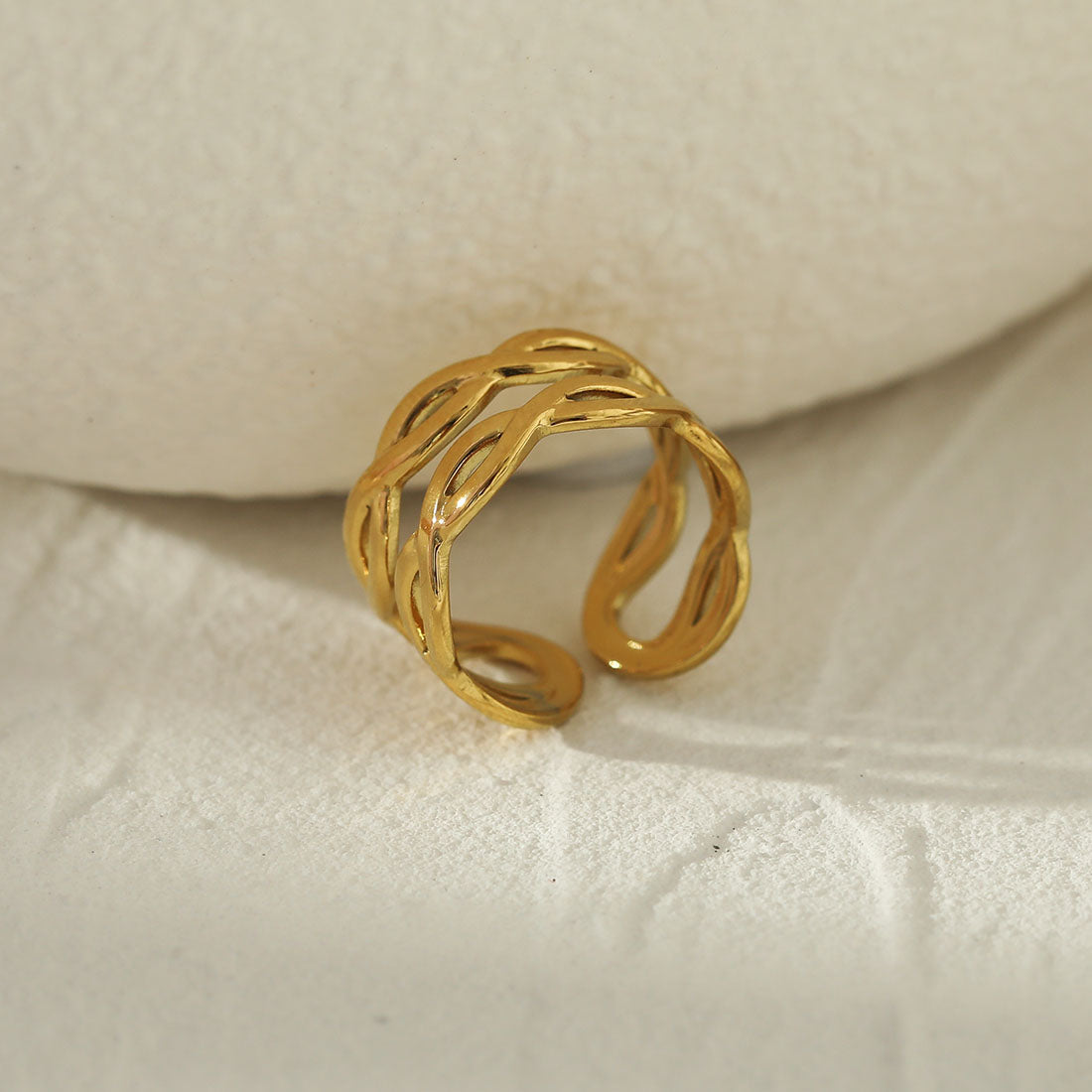 VENESSA Gold:  Intertwined Repeated Pattern Adjustable Ring