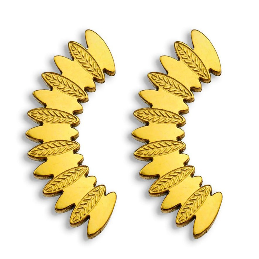 ZOEY: Curved Shaped Leaf Patterned Stud Earrings