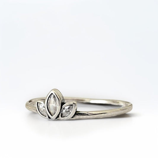 LOTUS | Bague en argent sterling 925 et zircons