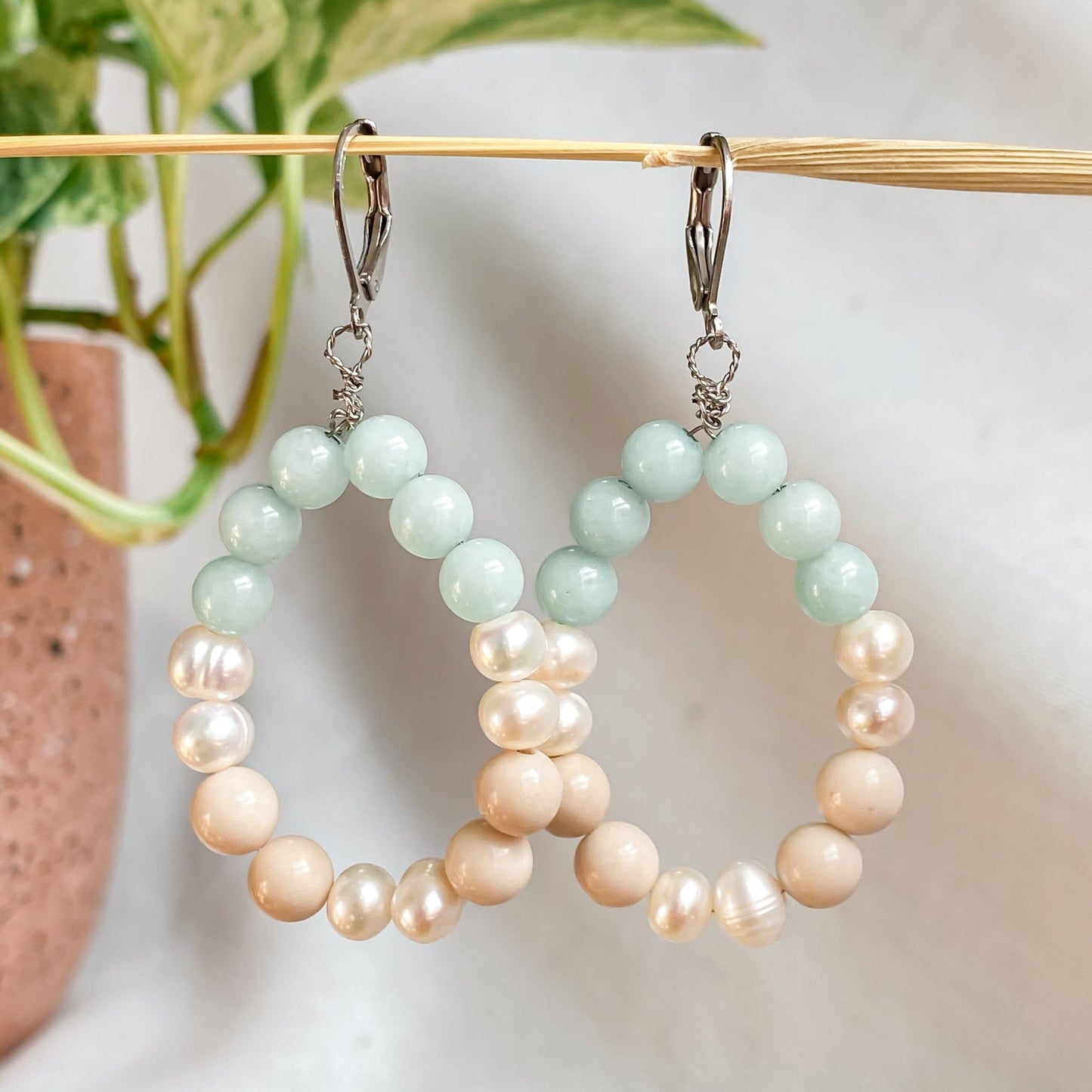 Boucles d’oreilles en amazonite et perles d’eau douce | CALANQUES