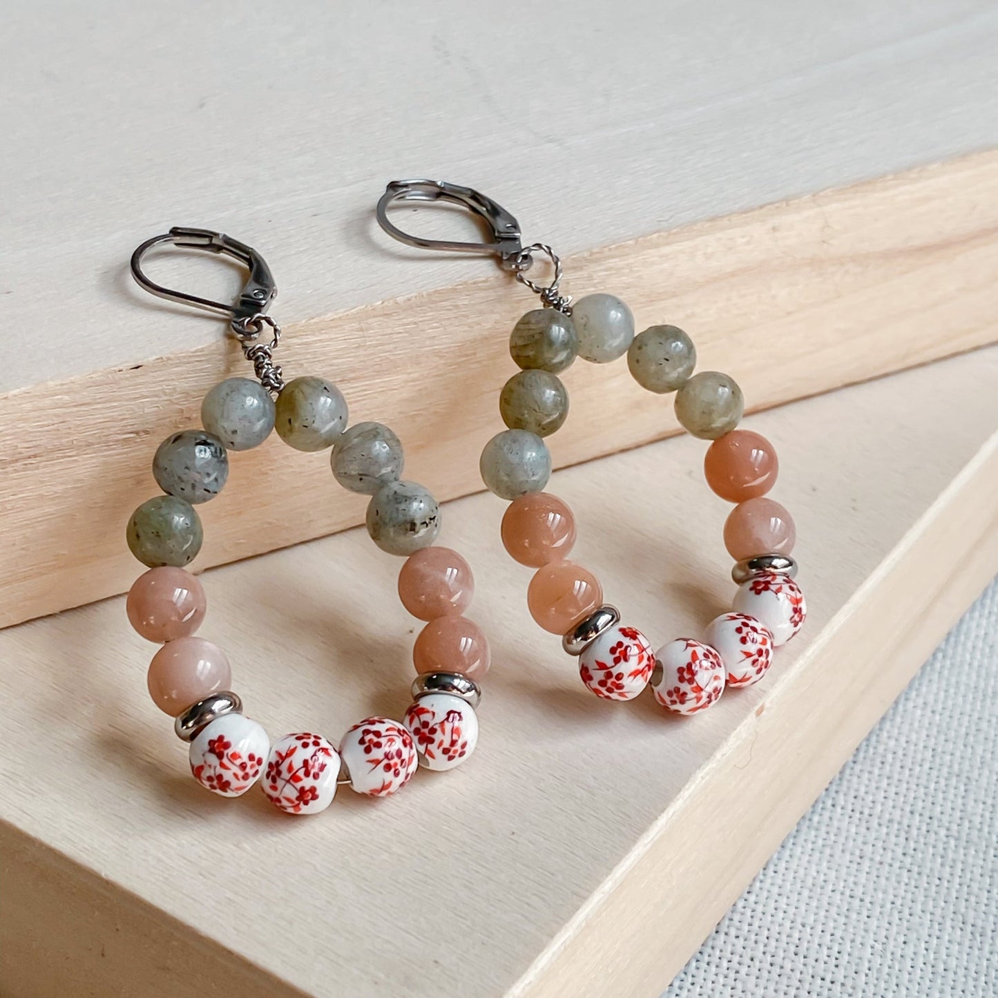 Boucles d’oreilles bohèmes en pierres naturelles | CAPRI