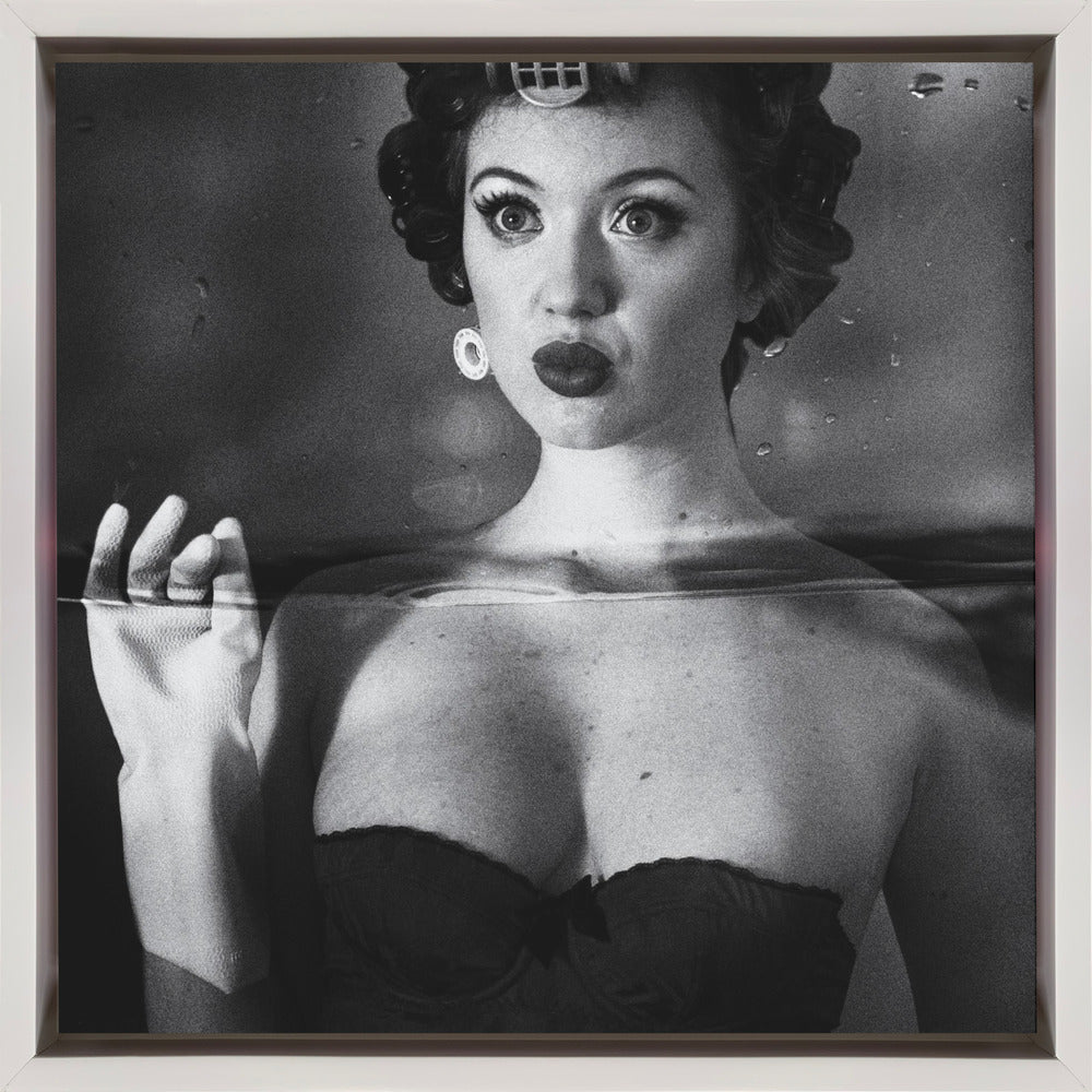 Wall art Not Drowning, waving