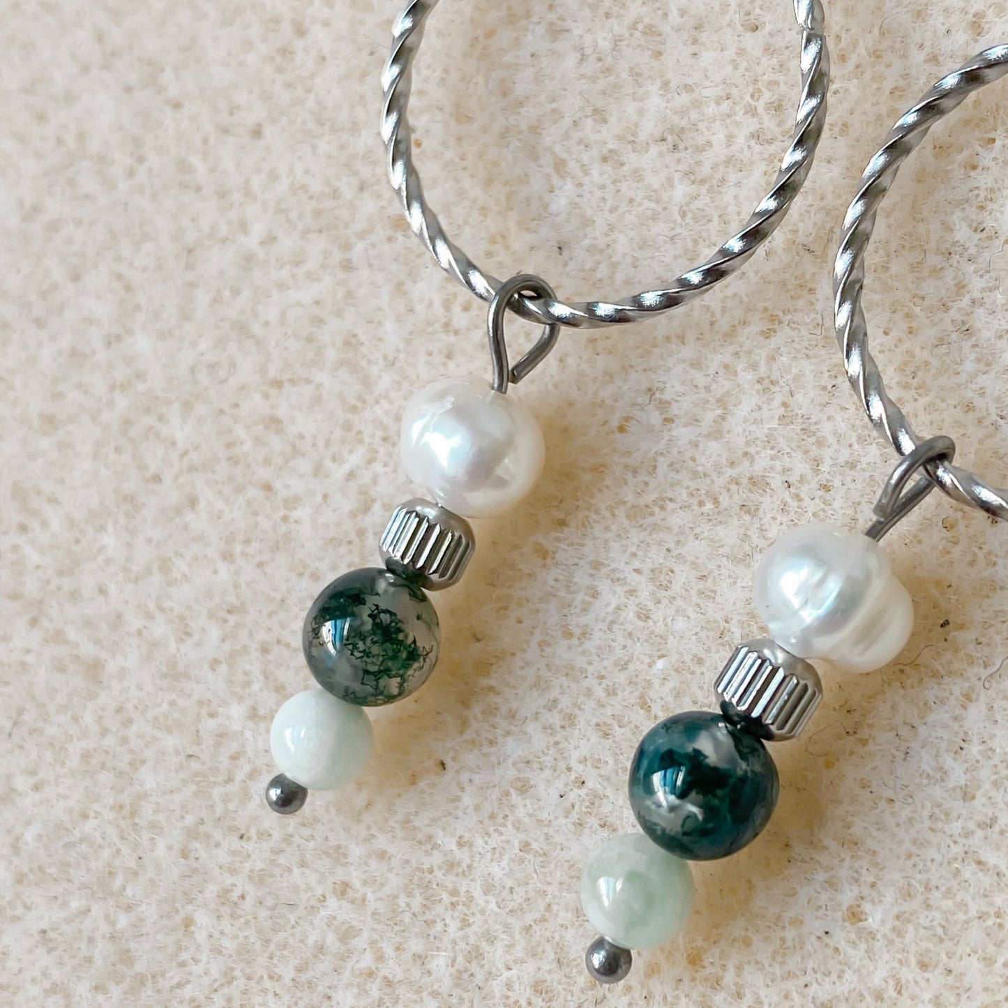 Boucles d’oreilles en pierres naturelles et perles d’eau douce | CHLORIS