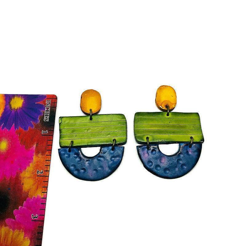 Geometric Jewelry Set with Statement Necklace & Large Earrings