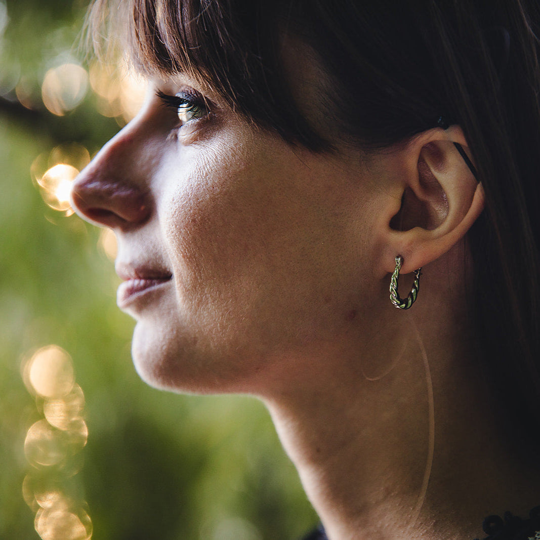 Créoles texturées et torsadées en argent sterling 925 | HÉRA