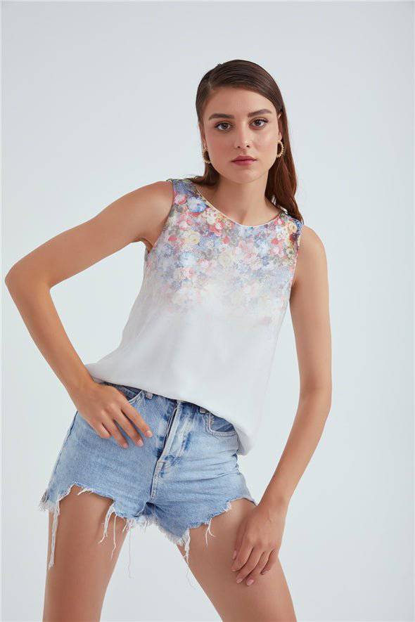 Crew Neck Ombre Floral Printed Georgette Top - White