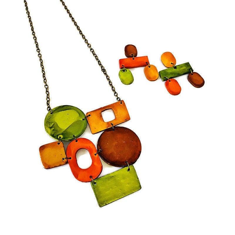 Earth Tone Statement Jewelry Set with Geometric Style