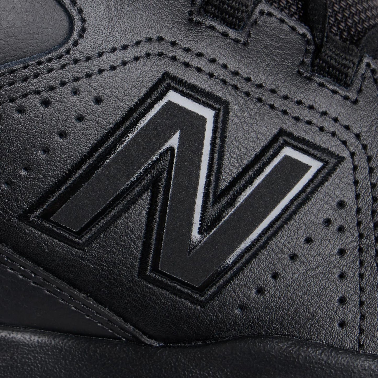 New Balance 608v5 (2E) - Mens Training Shoe