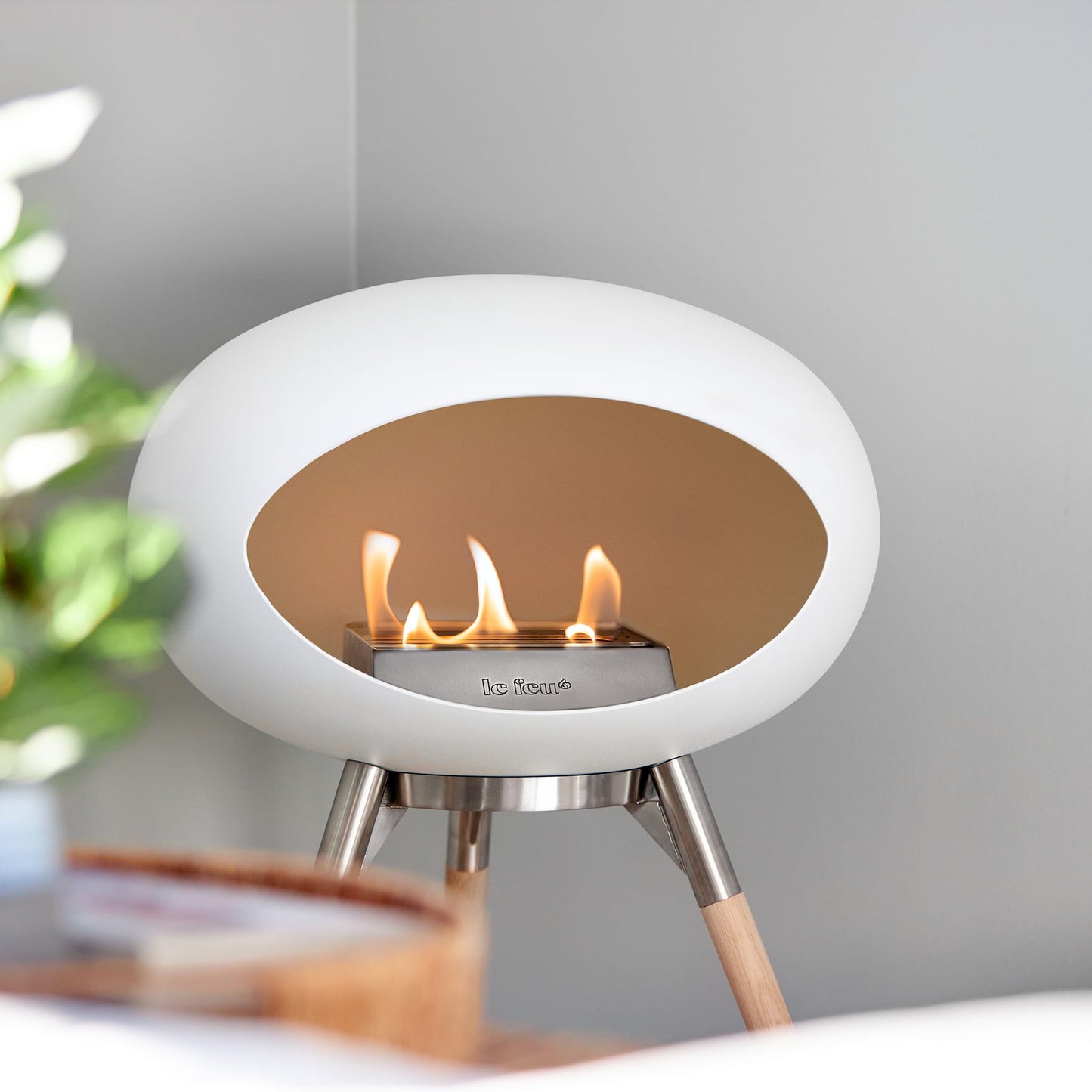 Le Feu Ground Low Dome <br>White