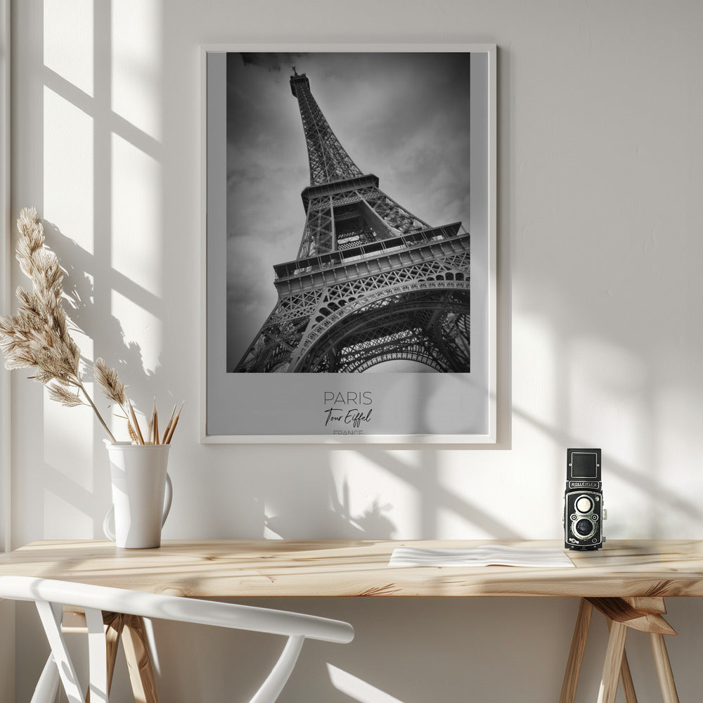 Wall art In focus: PARIS Eiffel Tower