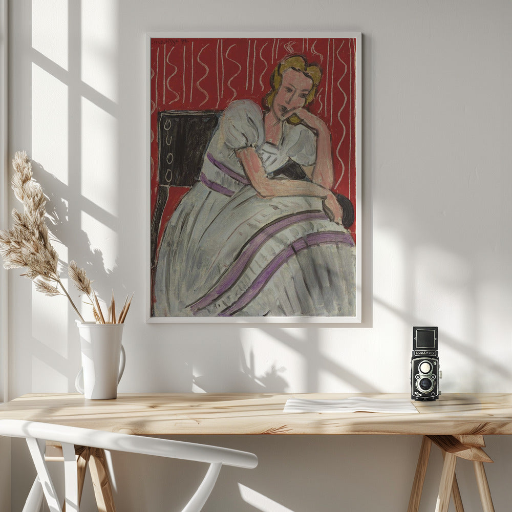 Wall art Jeune Femme Assise En Robe Grise