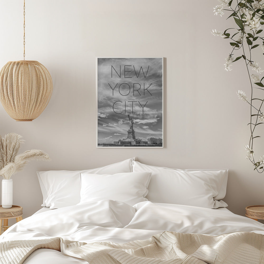Wall art NYC Statue of Liberty | Text Skyline