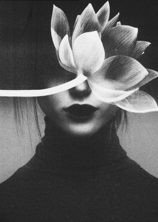 Pain like a flower blossom