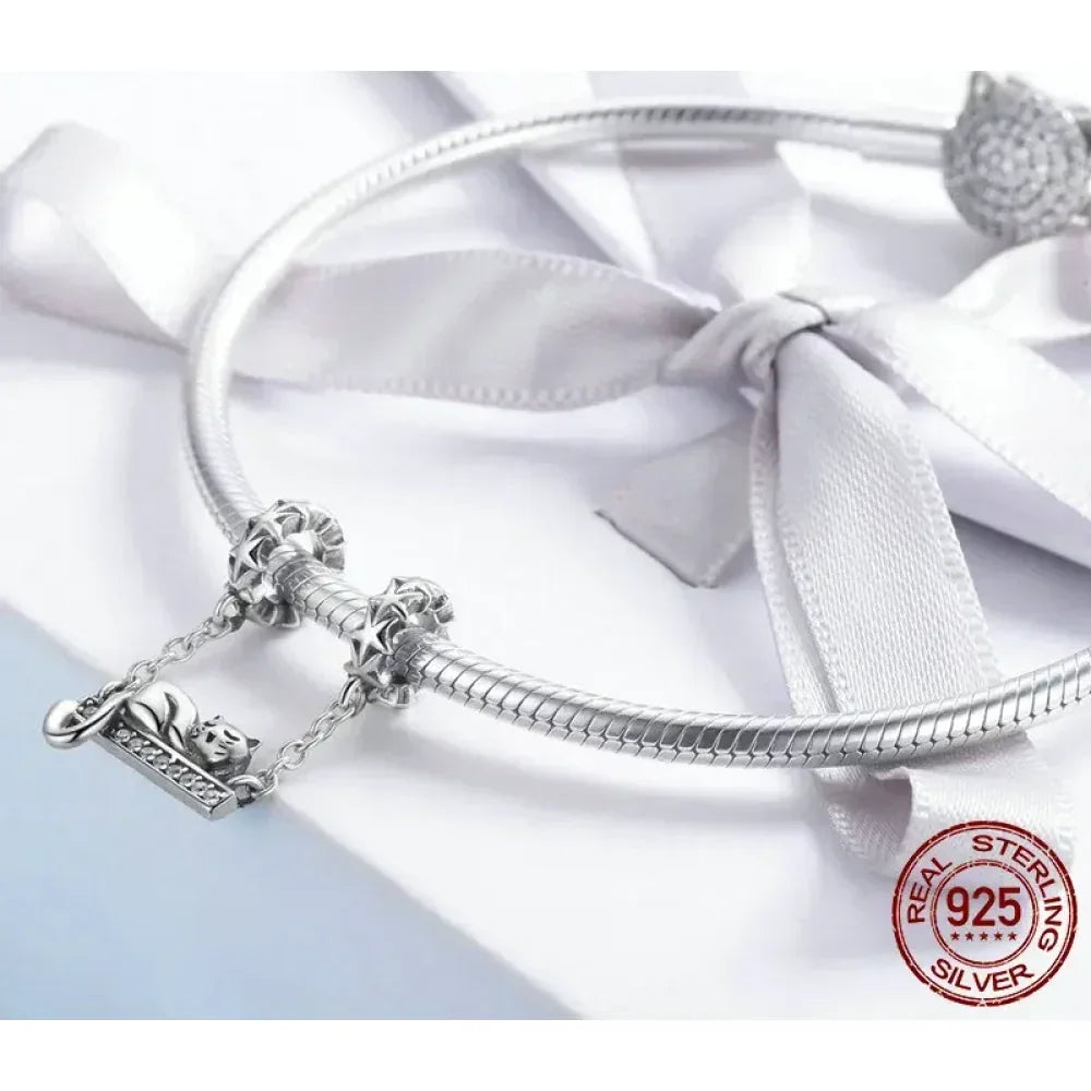 Purrfectly Celestial: Adorable Cat Star Charm (925 Silver)
