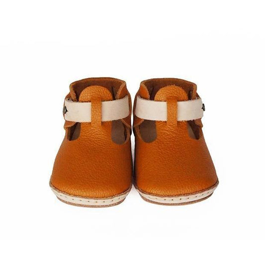 Umeloihc Teo 12cm Babies First Shoe Kit Camel