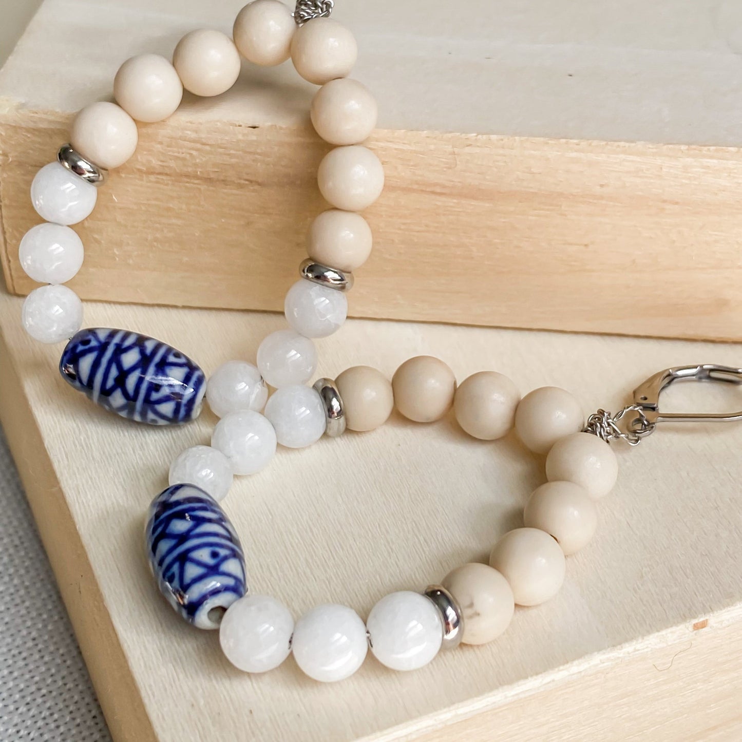 Boucles d’oreilles bohèmes pendantes en pierres naturelles | NAXOS